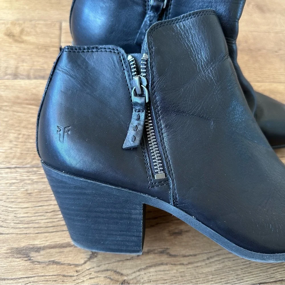 Frye Judith Zip Bootie Black Leather Sz 10
